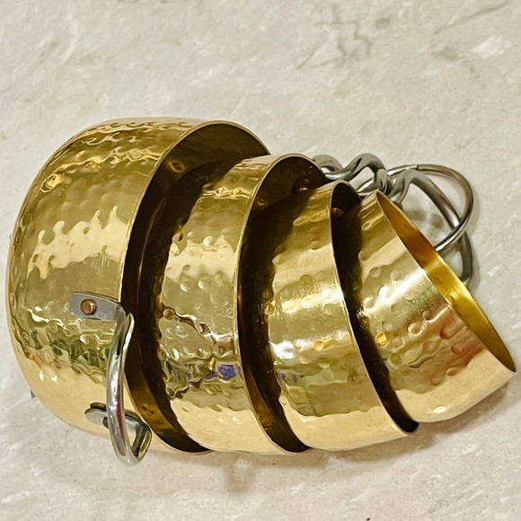 NEW Trendy Hammered Gold Measuring Cups, Nesting kitchen Tools, perfect gifts! - Picture 2 of 6
